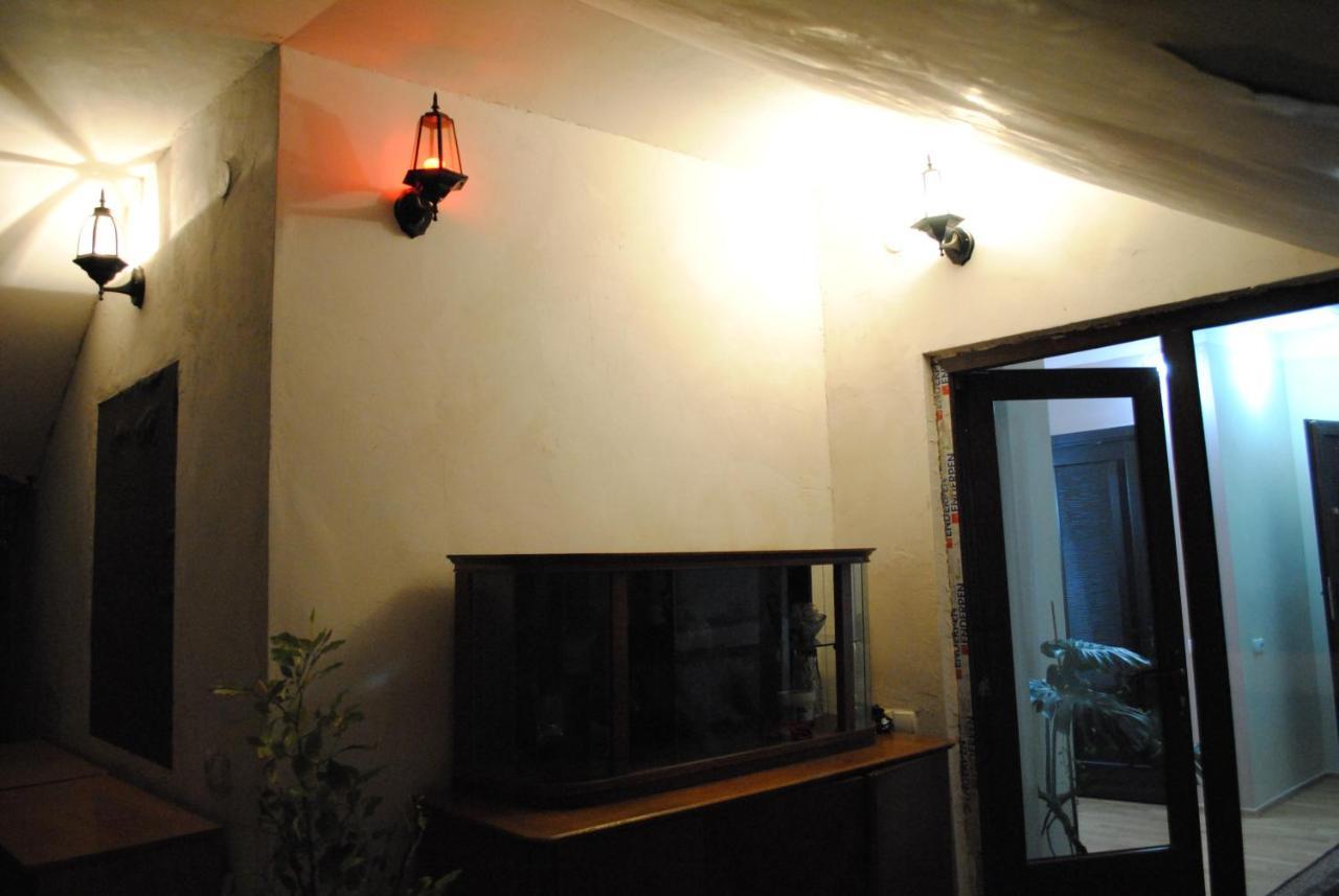 Family Guesthouse - Macharashvili Tbilisi Eksteriør billede