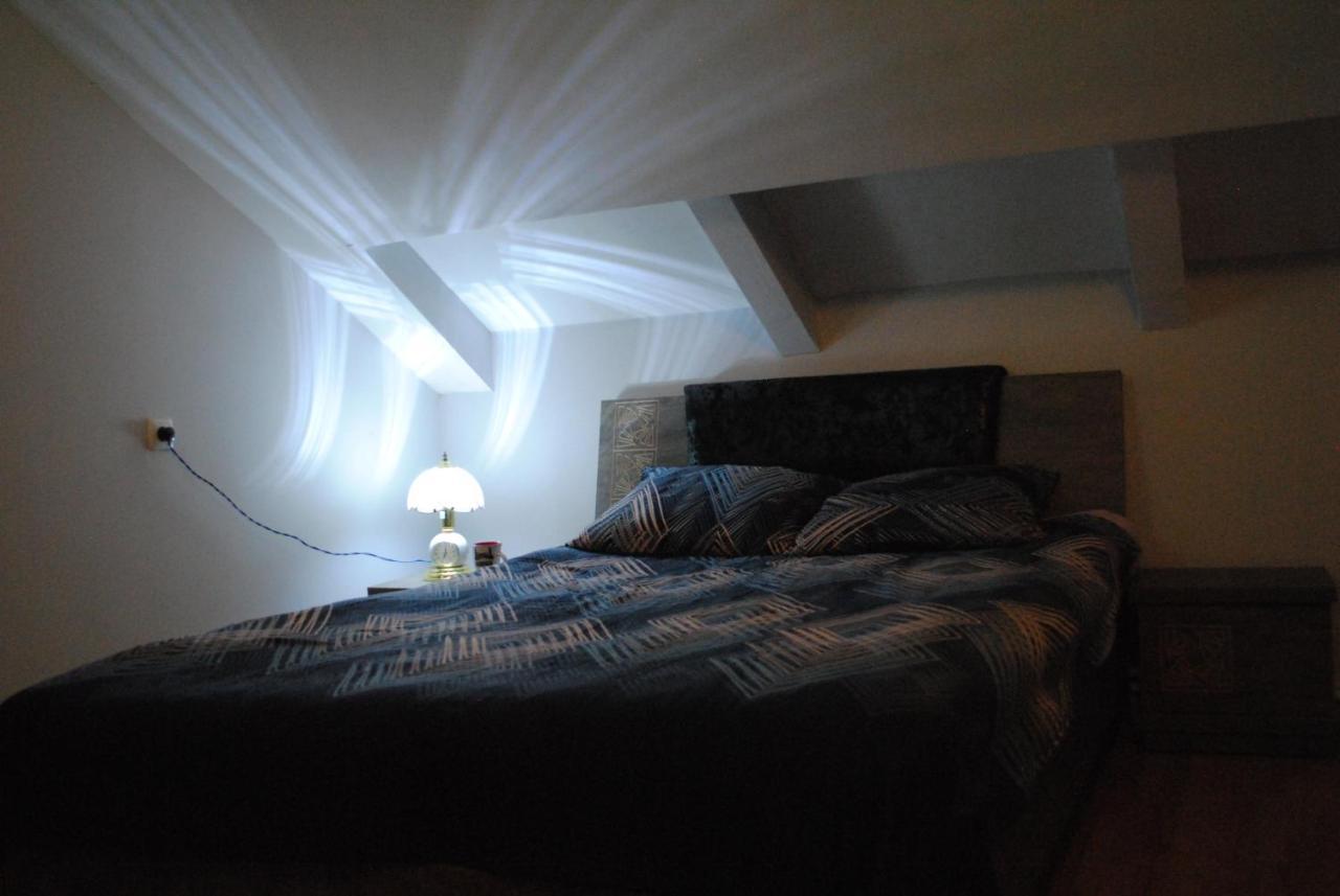 Family Guesthouse - Macharashvili Tbilisi Eksteriør billede